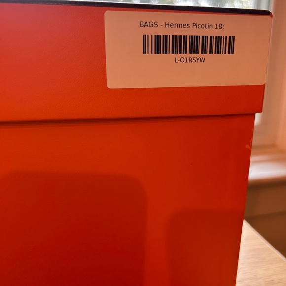 Hermes Picotin 18 Etoupe GHW - Picture 5 of 6